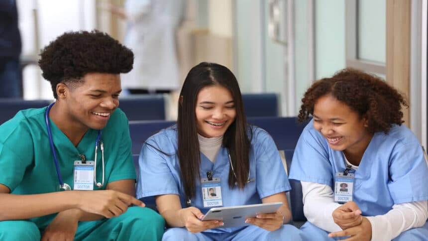 Mediclinic/ ER24 Bursary