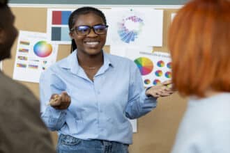 Customer Engagement Analyst position at Signature Cosmetics