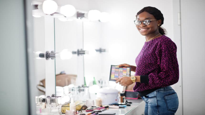 Make Up Artist at Clicks Gateway