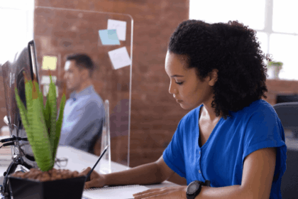 Standard Bank Graduate Trainee Programme 2025 - Apply Now