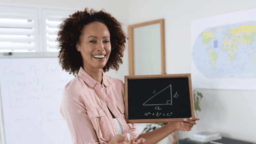 FET Mathematics Teacher Job Opportunity at Pinnacle College