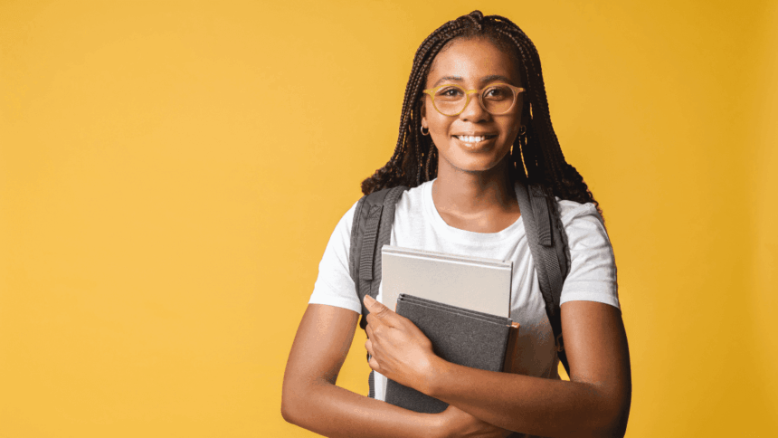 Beca Colombia Scholarship Applications Now Open!
