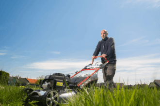 Lawnmower Operator Job Opportunities